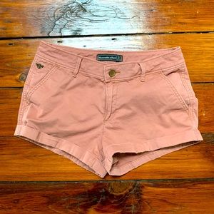 Abercrombie & Fitch Salmon Chino Shorts Cool Bee Appliqué